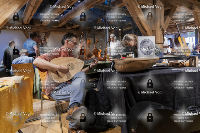 TAM25_Ausstellung-Salzstadel__Michael-Vogl_075_5697 | Tage Alter Musik Regensburg Salzstadel Ausstellung InstrumentenausstellungFoto: Michael Vogl