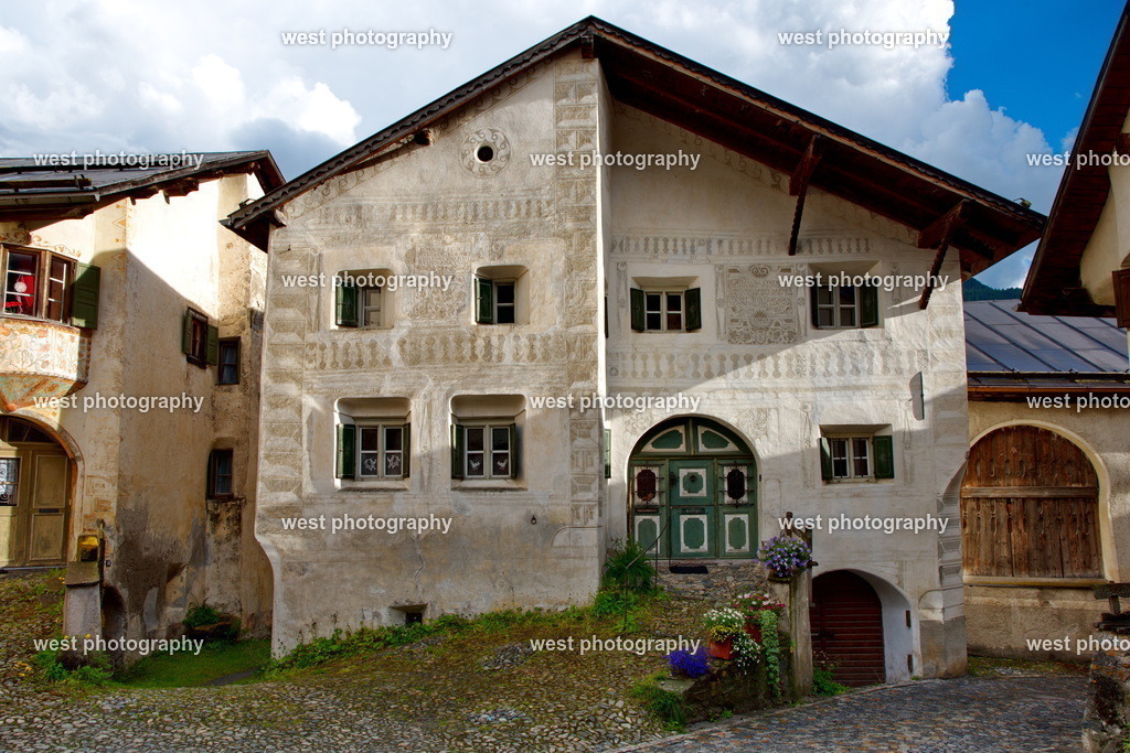 Schälleursi Huus in Guarda - 2017 SUI | west photography - Realisiert mit Pictrs.com