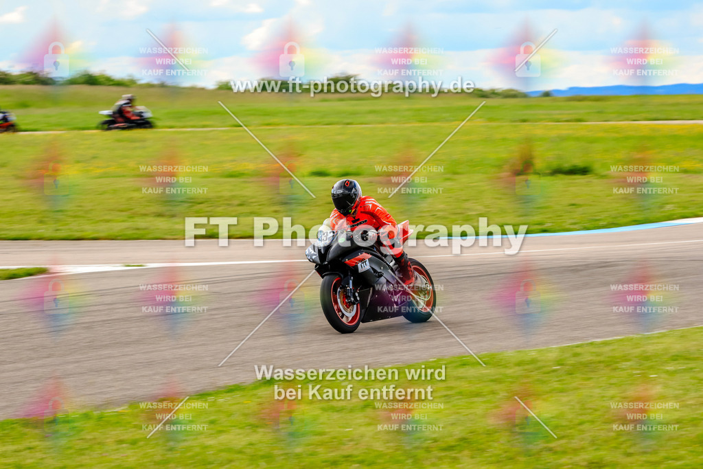 MotoTeam-1279 | Hier findet Ihr Bilder von Touristenfahrten auf der Nürburgring Nordschleife oder von anderen Veranstaltungen die ich besucht habe. Viel Spass beim Durch Schauen 