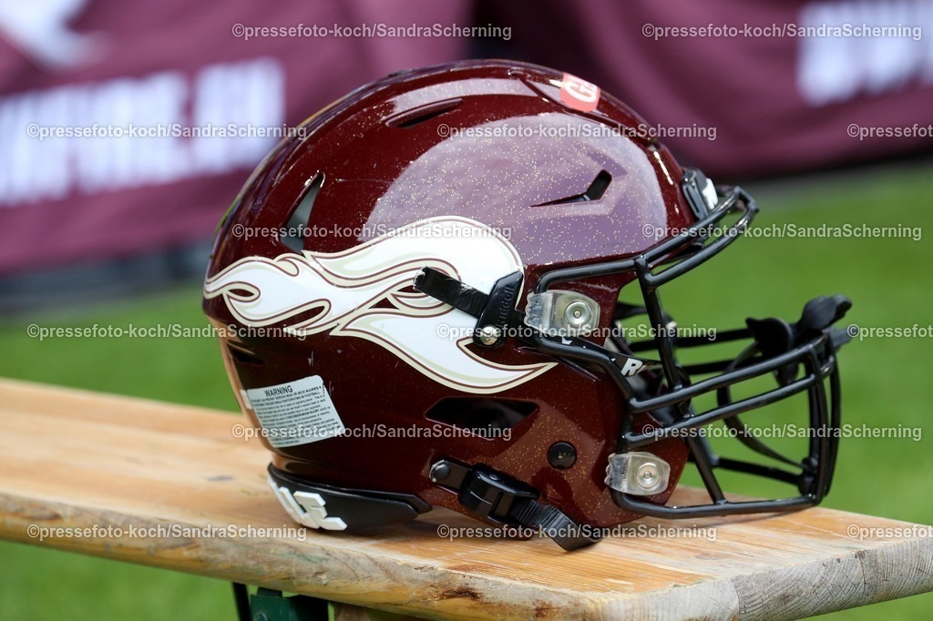 xSSC08062501070 | 08.06.2025, xsscx, American Footballl, Rhein Fire - Paris Musketeers, EFL, Schauinsland-Reisen-Arena, Saison 2025: Helm von Rhein Fire