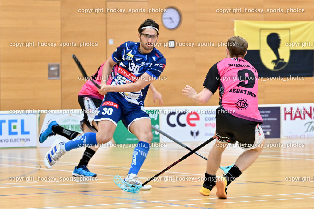 VSV Unihockey vs. Wiener Floorball Verein | #30 Christoph Steiner VSV Unihockey, #9 ZEHETNER Laurin Wiener Floorballverein, VSV Unihockey vs. Wiener Floorball Verein, VSV Unihockey vs. Wiener Floorball Verein am 18.05.2025 in Villach (Ballspielhalle St. Martin), Austria, (Photo by Bernd Stefan)