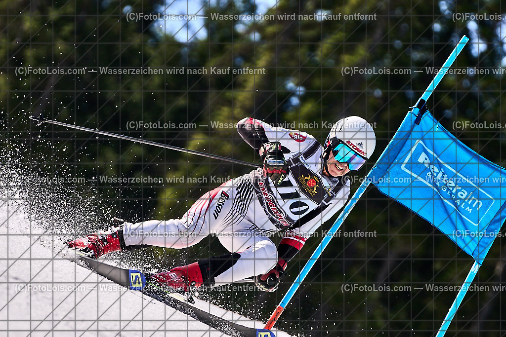 ALP1254_Reiteralm_MASTERS-LM_RTL_Oberauer Guenter | (C)FotoLois.com, Alois Spandl. Steirische MASTERS-Landesmeisterschaften Ski alpin mit Wien und Salzburg, Reiteralm, Sa 13. April 2024.