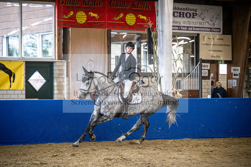 DOS_3104 | Entdecke hochwertige Reitturnierfotos von Foto Oger. Professionell, emotional und authentisch – jetzt Lieblingsmomente im Shop bestellen.Deutschlandweite Turnierfotografie. - Realisiert mit Pictrs.com