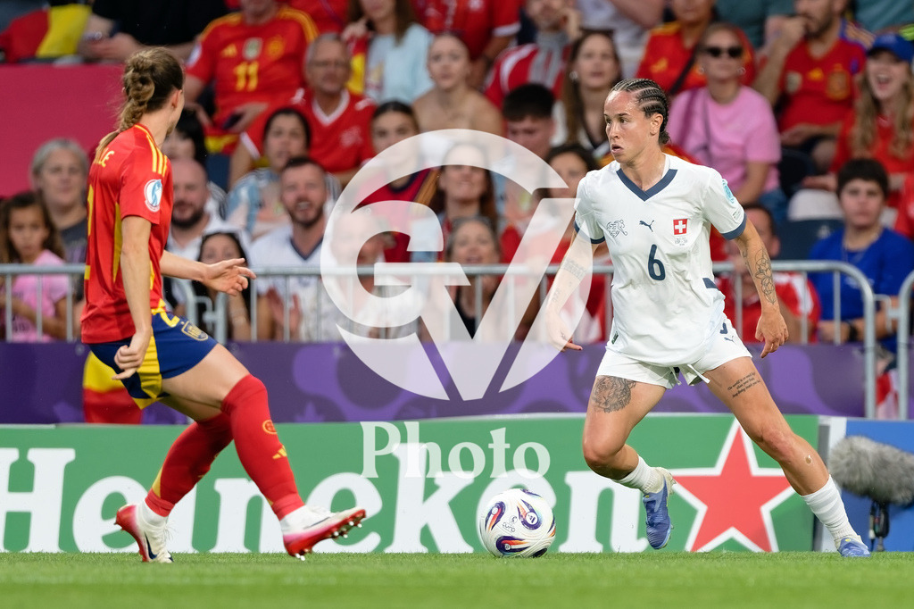 Spain v Switzerland - UEFA Women's EURO 2025 Quarter-Final | BERN, SWITZERLAND - JULY 18:  Geraldine Reuteler of Switzerland controls the ball during the UEFA Women's EURO 2025 Quarter-Final match between Spain v Switzerland at Stadion Wankdorf on July 18, 2025 in Bern, Switzerland. (Photo by Giuseppe Velletri/Sports Press Photo/Getty Images)