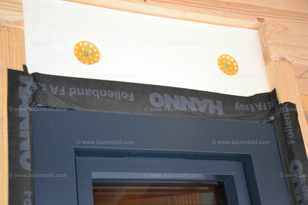 bib-lg14-fenster-0030 | Nach LV-Leistungsgruppen sortierte Detailfotos über den Bau eines Hauses. Alle Hausbau-Bilder direkt vom Urheber und Autor der Website Haus-Selber-Bauen.com