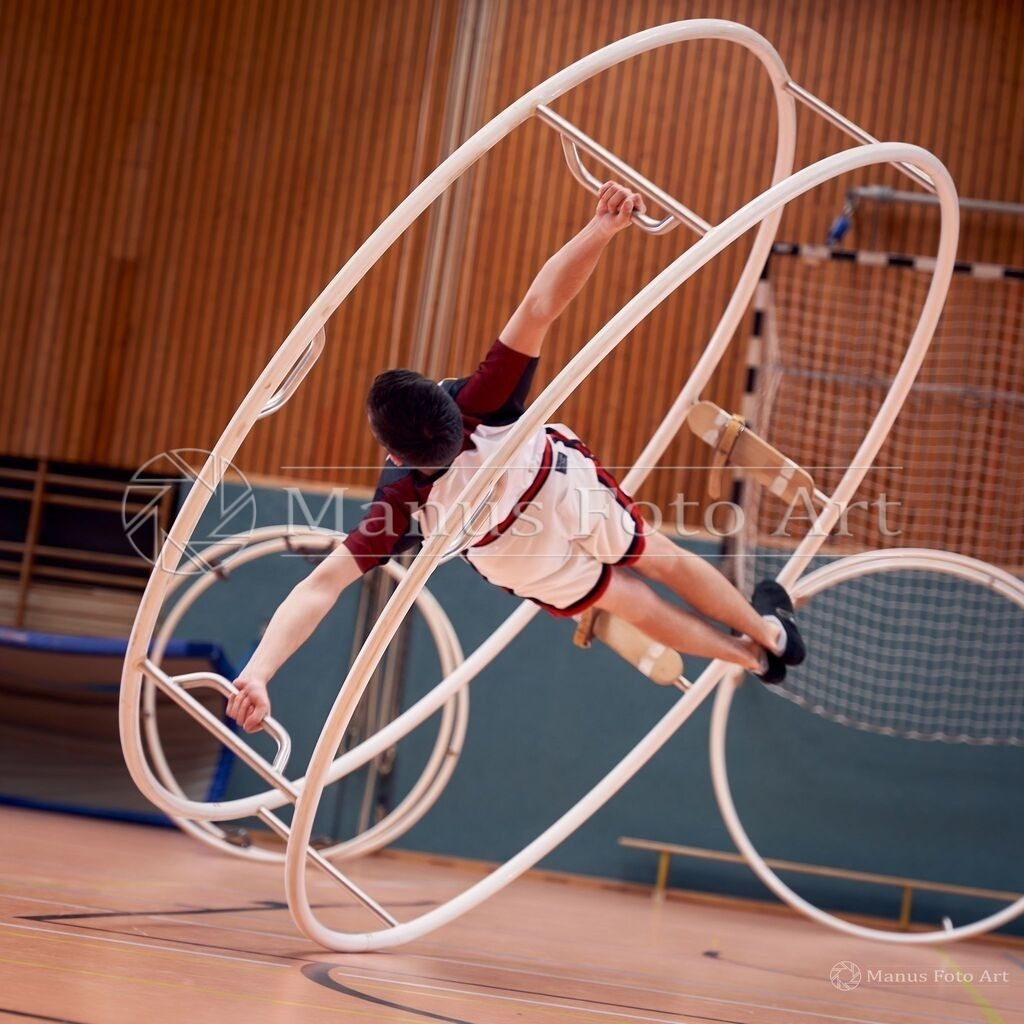 DSC01498 | Professionelle Sportfotografie in Hamburg, Schleswig-Holstein und Niedersachsen – spezialisiert auf Rhönrad, Geräteturnen, Leistungsturnen und rhythmische Sportgymnastik. Bundesweite Begleitung von Rhönrad-Events. Jetzt Sport-Fotos - Realisiert mit Pictrs.com