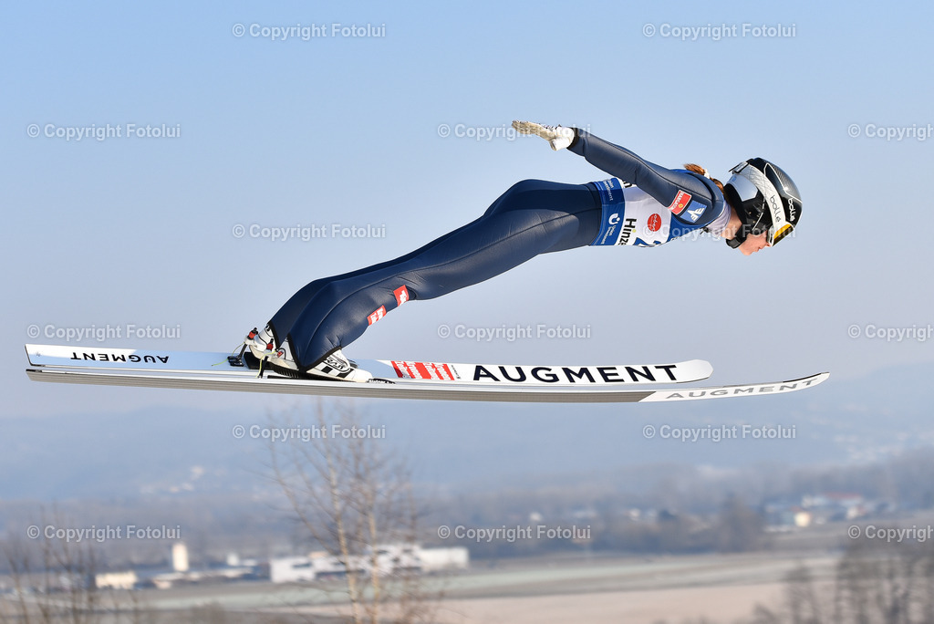 A_LUI_20230210_0021 | HINZENBACH, AUSTRIA, NORDIC SKIING, WOMEN TEAM-SKI JUMPING - FIS WORLD CUP 
IM BILD:  Hannah Wiegele (AUT)                

FOTO:FOTOLUI/UW