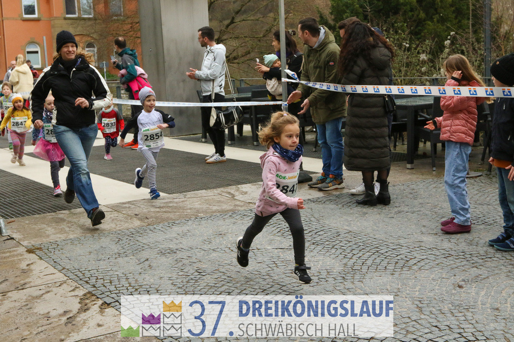 AOK JuniorCup 400m | 3Koenigslauf 2023 - Realisiert mit Pictrs.com