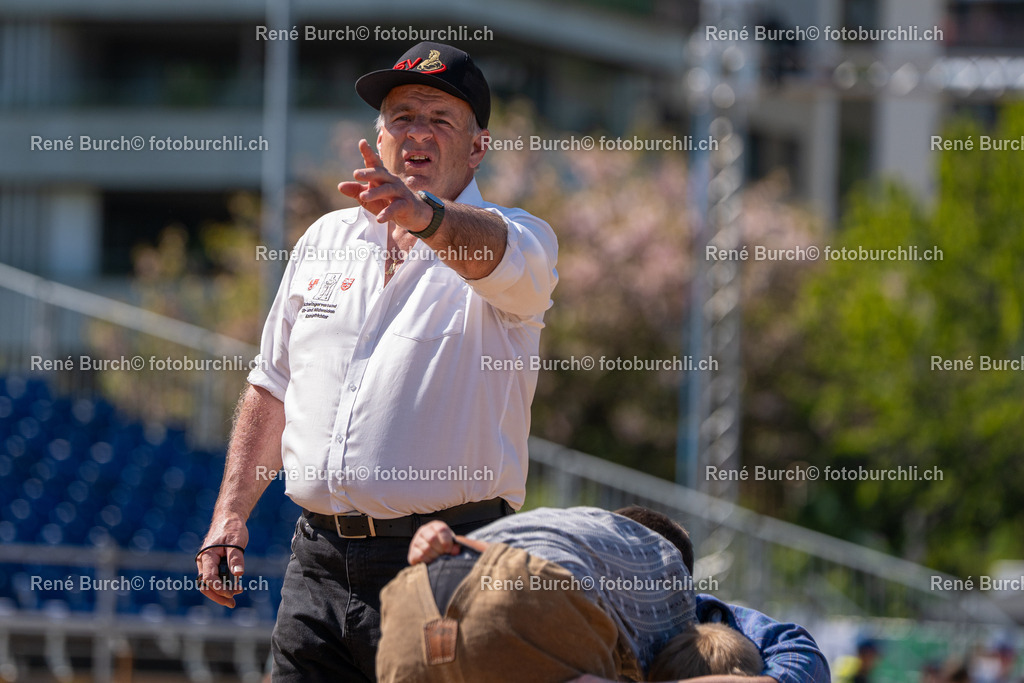 BUR03336 | René Burch leidenschaftlicher Fotograf aus Kerns in Obwalden.  Hier finden sie Sport, Landschaft und Natur Fotografie.
 - Realisiert mit Pictrs.com