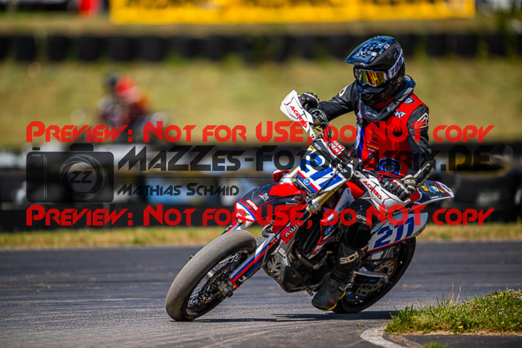 MaZZes_FotoMatrix_220528_9737 | Fotograf Mathias Schmid
Sportfotograf,
Eventfotograf,
Hochzeitsfotograf,
Portraitfotograf