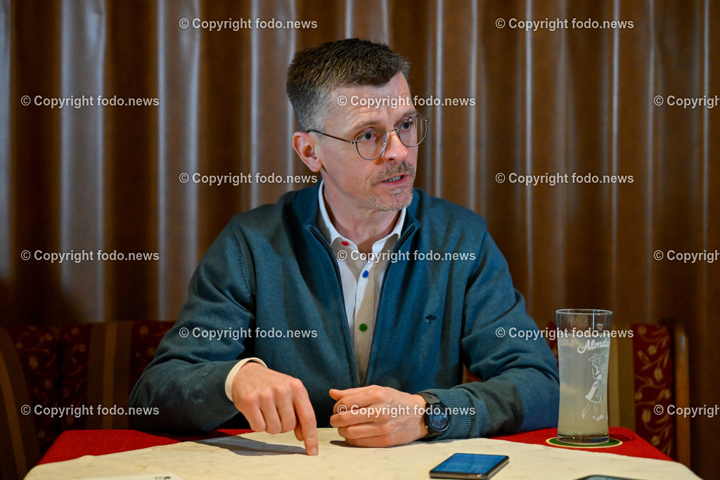 Joachim Aigner (MFG_ Bundesparteiobmann)_ 24.02.2023-5 | 24.02.2023, Wels, AUT, Joachim Aigner (MFG, Bundesparteiobmann), im Bild Joachim Aigner (MFG, Bundesparteiobmann)