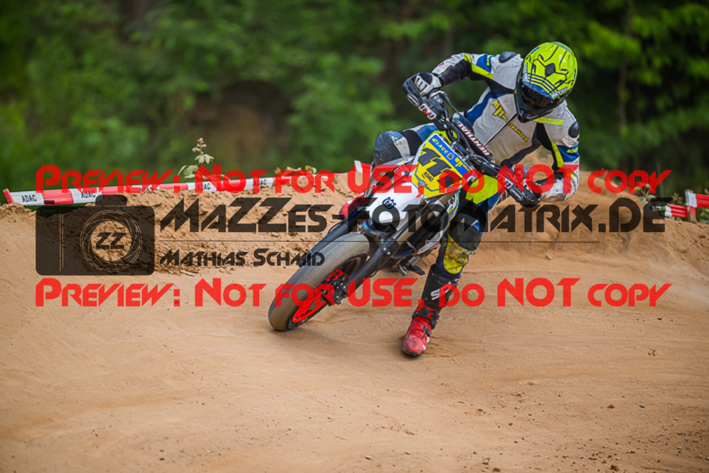 MaZZes_FotoMatrix_220529_7663 | Fotograf Mathias Schmid
Sportfotograf,
Eventfotograf,
Hochzeitsfotograf,
Portraitfotograf