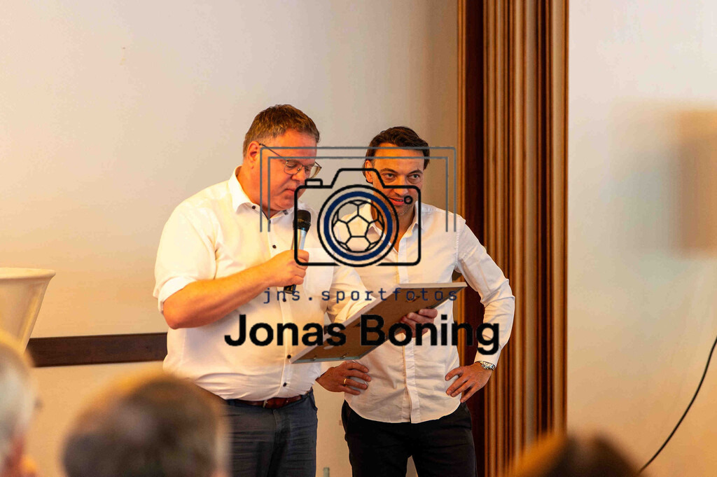 Fußball I E-Junioren I Saison 2025-2026 I OM-Cup Lüsche I Sonntag  I 23235 | jns.sportfotos - Realisiert mit Pictrs.com