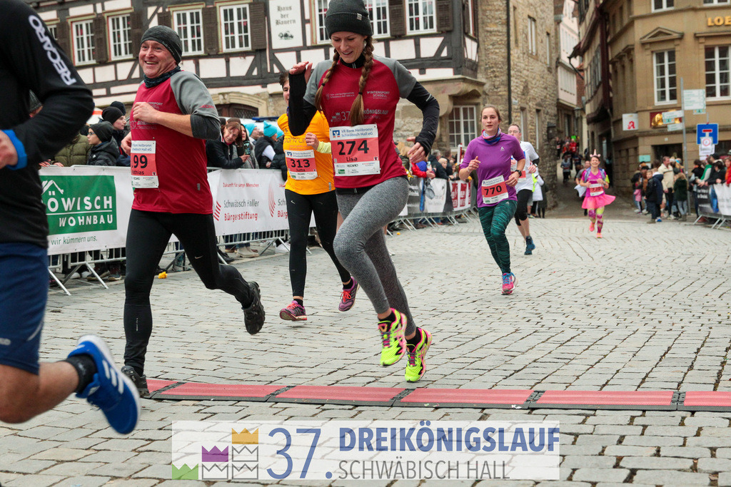 VR Bank Hauptlauf 10000m | 3 Koenigslauf 2023 - Realisiert mit Pictrs.com