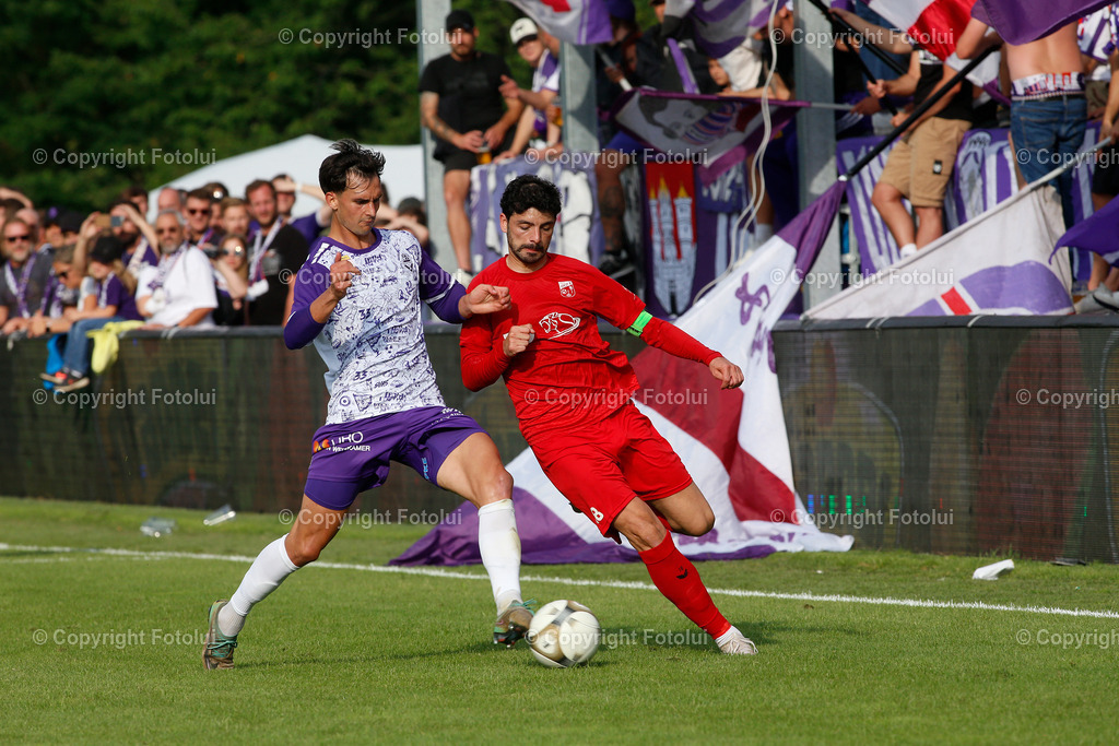 A_LUI_26072025_50 | SPORT,FUSSBALL,UNIQA OEFB CUP 1.RUNDE   26.07.2025 ASKOE OEDT-AUSTRIA SALZBURG IM BILD: BUENYAMIN KARATAS  (OEDT) UND SEBASTIAN AIGNER (SALZBURG) FOTO:FOTOLUI