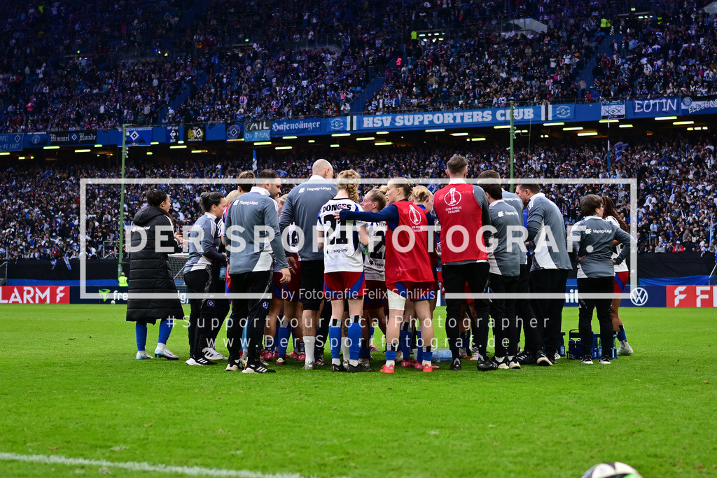 Fußball I Frauen I Saison 2024-2025 I DFB-Pokal I Halbfinale I Hamburger SV - SV Werder Bremen I 33629 | Der Sportfotograf. - Realized with Pictrs.com
