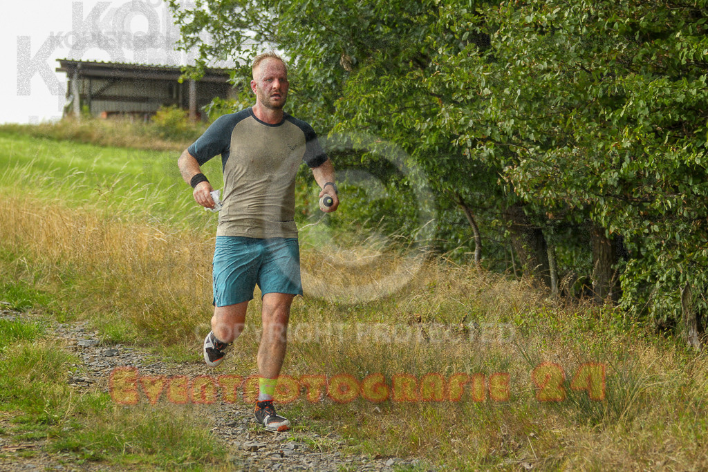 250801_1900_EV4_7879 | Sportfotografie im Rhein-Sieg Kreis, Köln, Bonn, NRW, Rheinland Pfalz, Hessen, etc. Unser Tätigkeitsfeld umfasst den Laufsport vom Volkslauf über den Marathon, Duathlon, Triathon bis zum Ultralauf wie Kölnpfad Ultra oder Schindertrail.