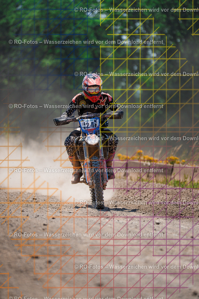 5 Lauf Schlüchtern IGE 2026-868 | Sportfotografie von RO-Fotos: Motorsport, Motocross, Enduro, Laufveranstaltungen und Triathlon. Professionelle Fotos von Sportlern und Events. - Realisiert mit Pictrs.com
