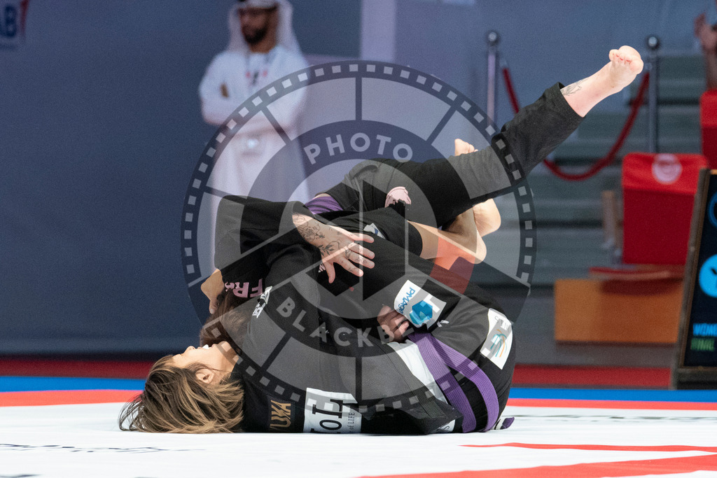 20231106PBB2866 | Fighters compete during the AJP World Master Championship in the Mubadala Arena in Abu Dhabi, Arab United Emirates, on November 6, 2023.