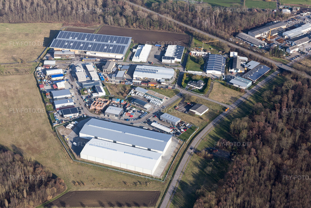 Luftbild: Gewerbegebiet und Firmenansiedlung Im Schorrenfeld in Huttenheim im Ortsteil Huttenheim in Philippsburg im Bundesland Baden-Württemberg in Deutschland. Foto: IMG_104771.jpg vom 16.02.2018 durch Werner Riehm/FLY-FOTO.de