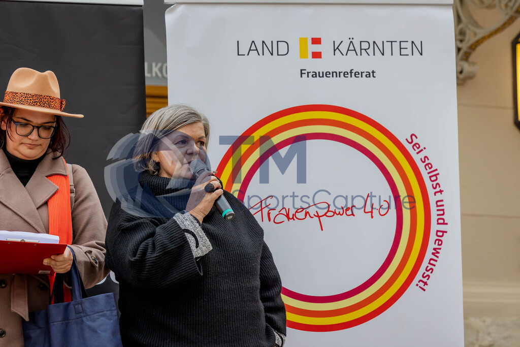 R06_1782 | 29.NOV.24-Protestmarsch gegen Gewalt-Copyright: Katholische Kirche Kärnten/Denk Dich Neu/Trainproduction/Matthias Trinkl