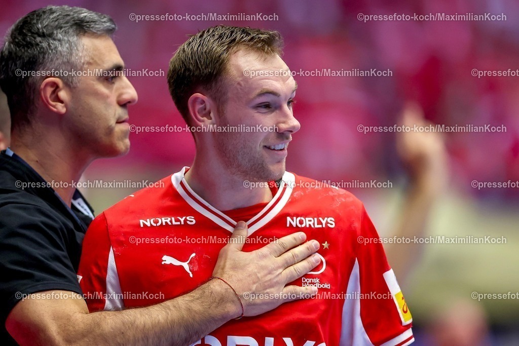 EHF20012602085 | 20.01.2026, Handball, Men's EHF EURO 2026, Dänemark - Portugal, Jyske Bank Boxen in Herning, Dänemark, Preliminary Round:  Mathias Gidsel (Denmark #19) 