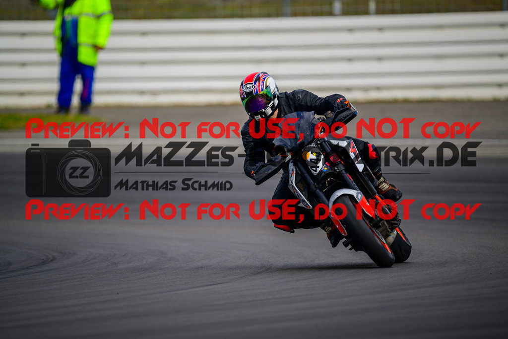 MaZZes_Fotomatrix_20250421_6007705_1162 | ROT