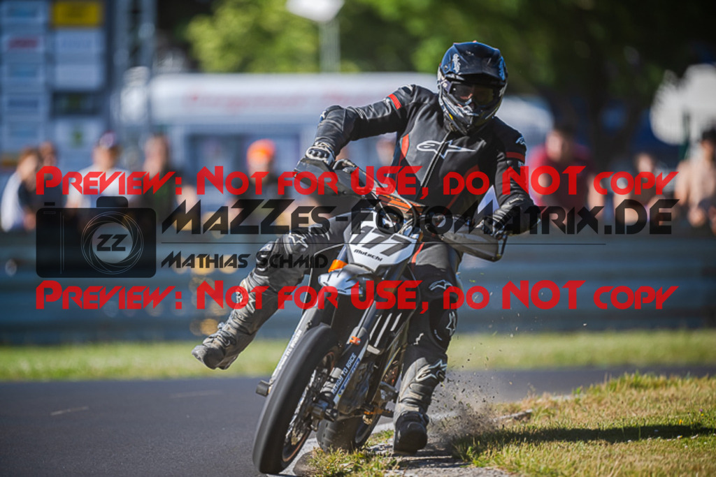 MaZZes_FotoMatrix_220702_2972 | S4