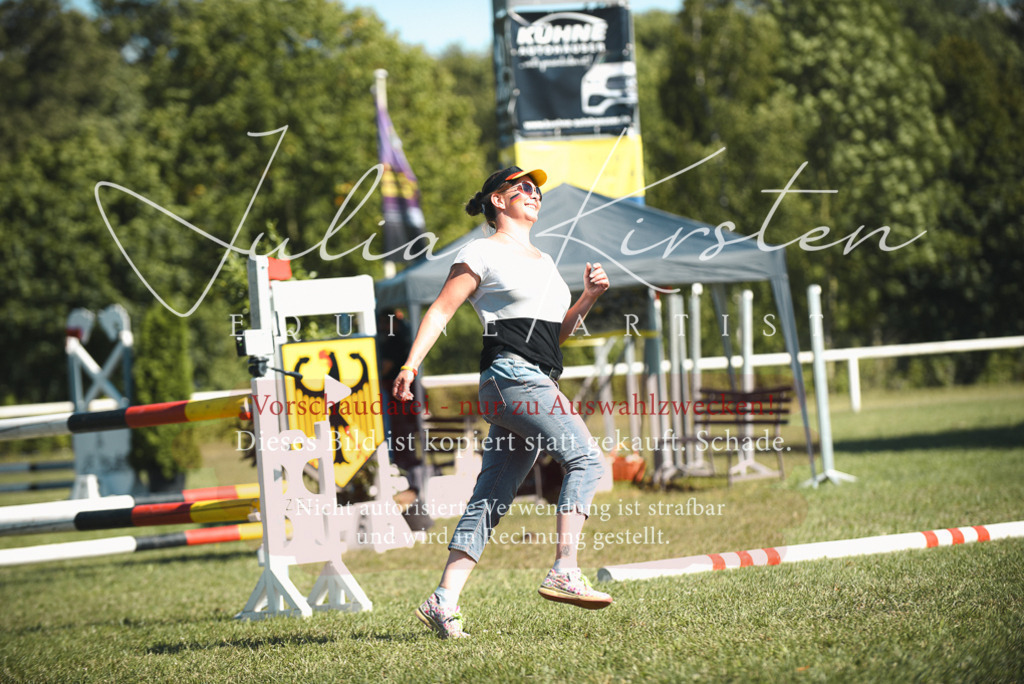 DSC_7627 | Pferde- und Turnierfotografie in Westsachsen. Pferdeportraits, Auftragszeichnungen und intuitive Kunst.