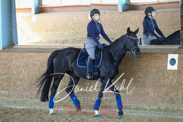 DKP42328 | Turniersportfotografie; Pferdefotografie; Dressurfotografie