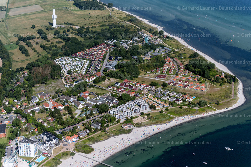 4038084 | PELZERHAKEN 07.08.2020 Ortsansicht an der Meeres-Küste der Ostsee in Pelzerhaken im Bundesland Schleswig-Holstein. // Townscape on the seacoast of Baltic Sea in Pelzerhaken in the state Schleswig-Holstein. Foto: Gerhard Launer