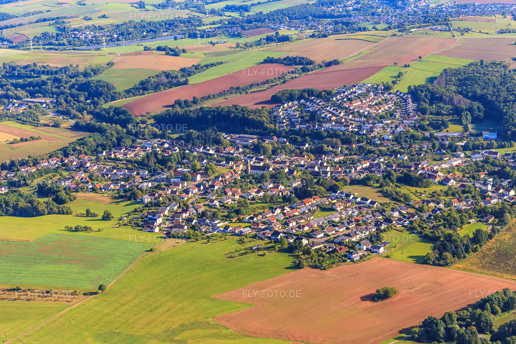 Luftbild: Ortsansicht von Südwesten im Ortsteil Landsweiler in Lebach im Bundesland Saarland in Deutschland. Foto: IMG_149881.jpg vom 07.09.2025 durch Werner Riehm/FLY-FOTO.de