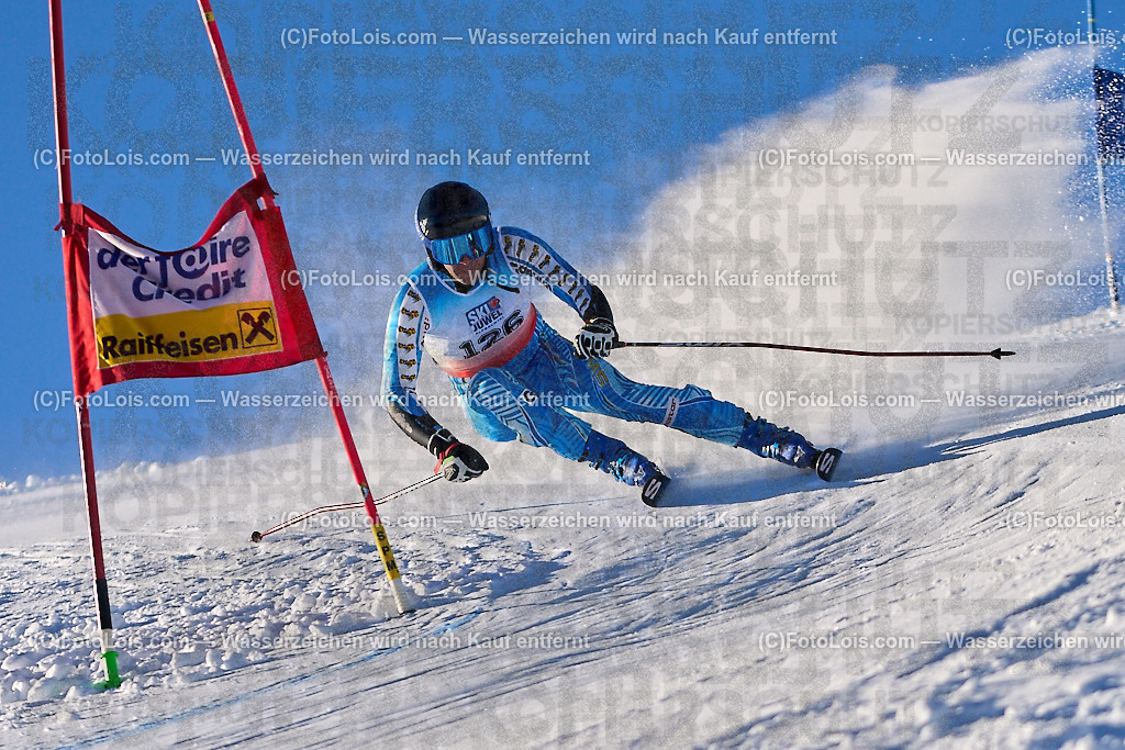 ALP4945_MASTERS-Cup_GS-A Herrn_Hauser Leonhard | (C)FotoLois.com, Alois Spandl. FIS Masters-Cup Wildschönau, Giant Slalom auf der Piste Schatzberg GS, Siegerehrung auf dem Dorfplatz Niederau, Sa 13. Januar 2024.