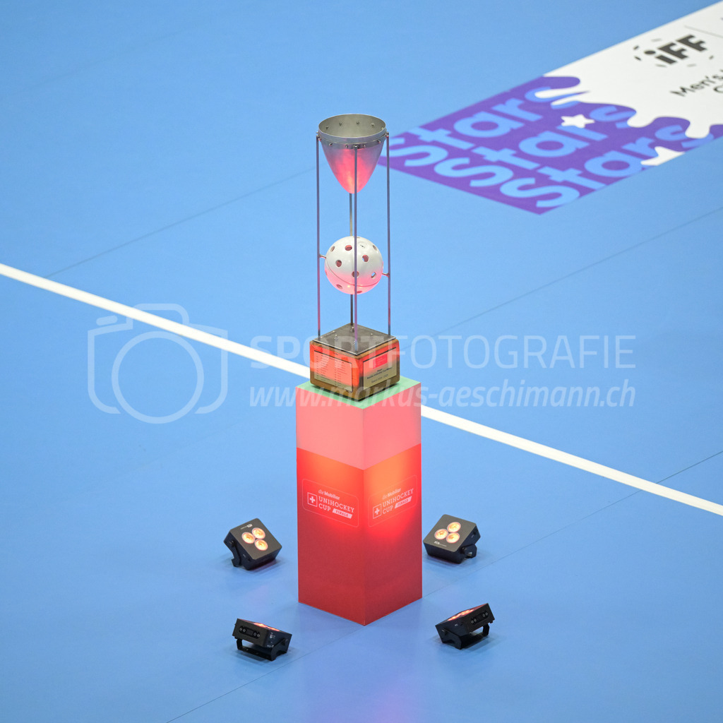 Zug United vs HC Rychenberg - 22. February 2025 | Zug United vs HC RychenbergSporthalle Wankdorf, BernDer Cup-Pokal.Bild: Sportfotografie Markus Aeschimann | www.markus-aeschimann.ch - Realisiert mit Pictrs.com