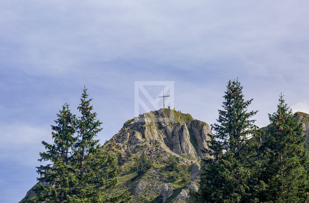 Berggipfel | Die Online-Fotodatenbank von Marcel Mücke. Bilder für private oder kommerzielle Zwecke kaufen oder als Druck bestellen. - Realisiert mit Pictrs.com