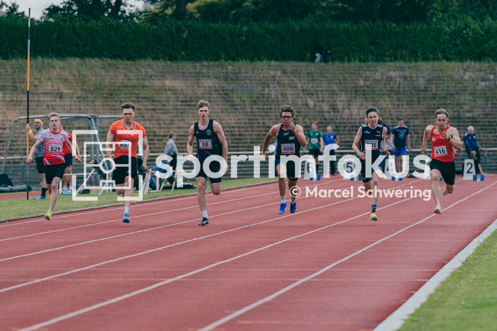 FLVW-Meisterschaften 2026 | Impressionen und Wettkampfszenen der FLVW-Meisterschaften 2026 mit Athletinnen und Athleten verschiedener Vereine und Altersklassen in unterschiedlichen Disziplinen der Leichtathletik. - Realisiert mit Pictrs.com