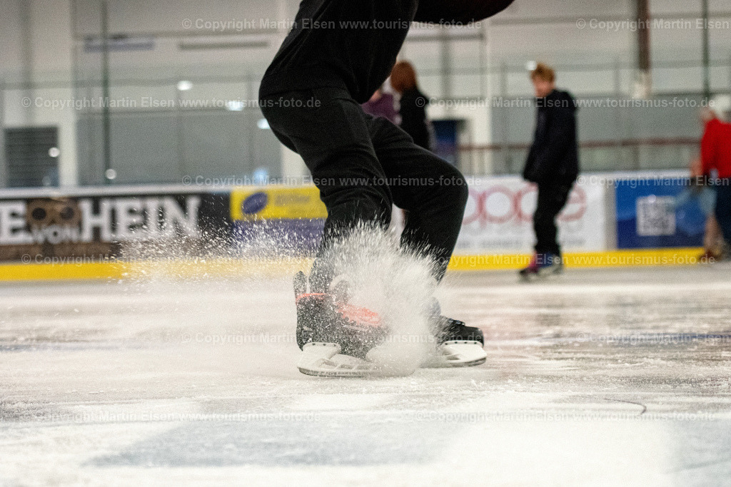 Harsefeld Eishalle_ELS_7448091122 | Fotos aus den Touristenorten aus Norddeutschland. - Realisiert mit Pictrs.com