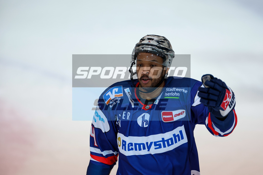 Iserlohn Roosters - Duesseldorfer EG | 
DEL: Iserlohn Roosters - Duesseldorfer EG - Realisiert mit Pictrs.com