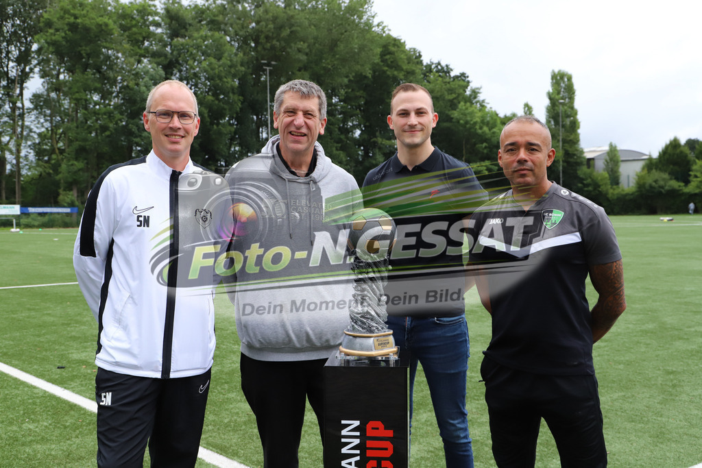 SC Bünde - BV 21 Stift-Quernheim | Auf dem Bild zu sehen v.l.: Sebastian Numrich, Kai Rieke, Fabian Haarmann, Mohammed Ali Ben Aziza SC Bünde, BV 21 Stift-Quernheim, Fistelmann Supercup, Hunnebrock, Deutschland  - Realisiert mit Pictrs.com