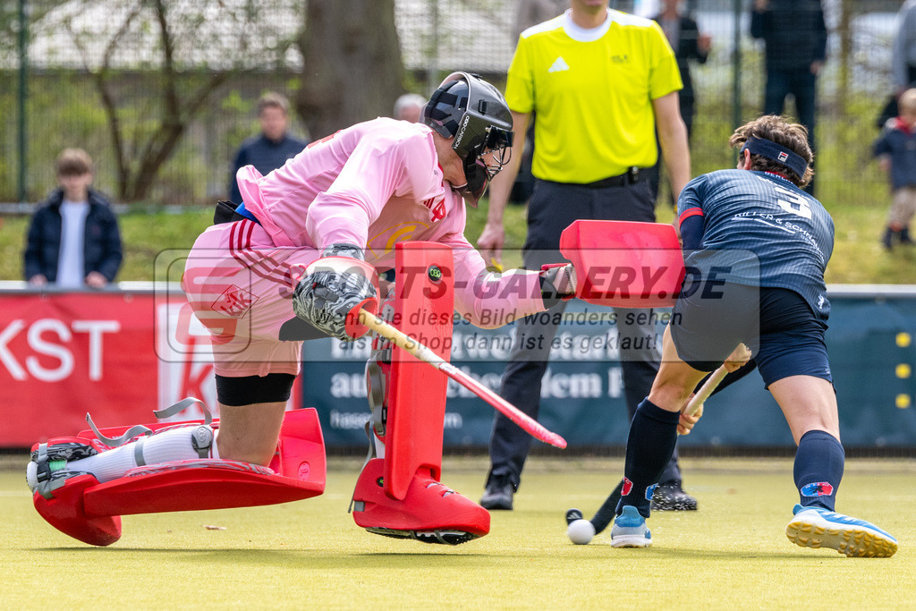 SFE_20250323_0124 | Köln, Deutschland, 23.03.2025:  Hockey 1. Bundesliga Herren Rot-Weiss Köln - Berliner HC im KTHC Stadion Rot-Weiss Köln Tennis and Hockey Club am 23.03.2025 in Köln, Deutschland. (Foto von Stephan Fehrmann)Köln, Germany, 23.03.2025: Hockey 1. Bundesliga Herren Rot-Weiss Köln - Berliner HC in KTHC Stadion Rot-Weiss Köln Tennis and Hockey Club at 23.03.2025 in Köln, Deutschland. (Foto from Stephan Fehrmann)