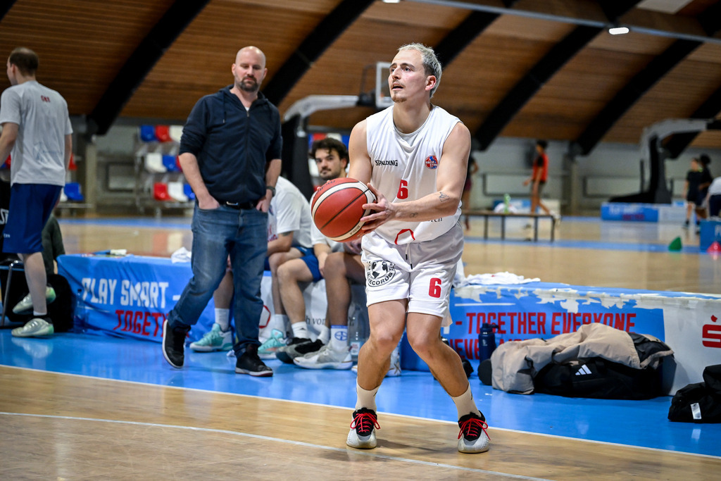 gml_053 | Fotos von Basketballspielen aus dem Raum NRW fotografiert von Gero Mueller-Laschet und Daniel Schaefer - Realisiert mit Pictrs.com