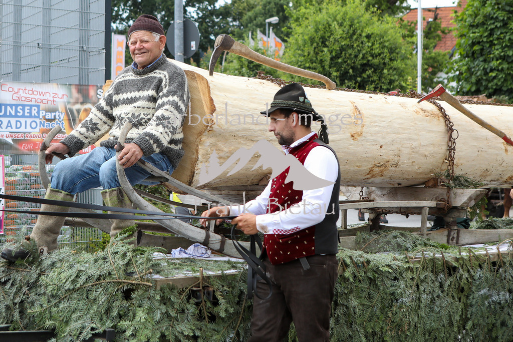 OE7A1749 | die Festeröffnung in Zwiesel mit prominentem Besuch, Ministerpräsident Markus Söder sowie Minister Hubert Aiwanger.