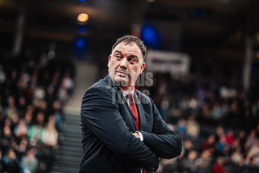 Basketball | Männer | Saison 2024/2025 | BKT EuroCup | Veolia Towers Hamburg vs. 7Bet-Lietkabelis Panevezys | 21.01.2025 | Coach Nenad Canak (BC 7Bet-Lietkabelis Panevezys)