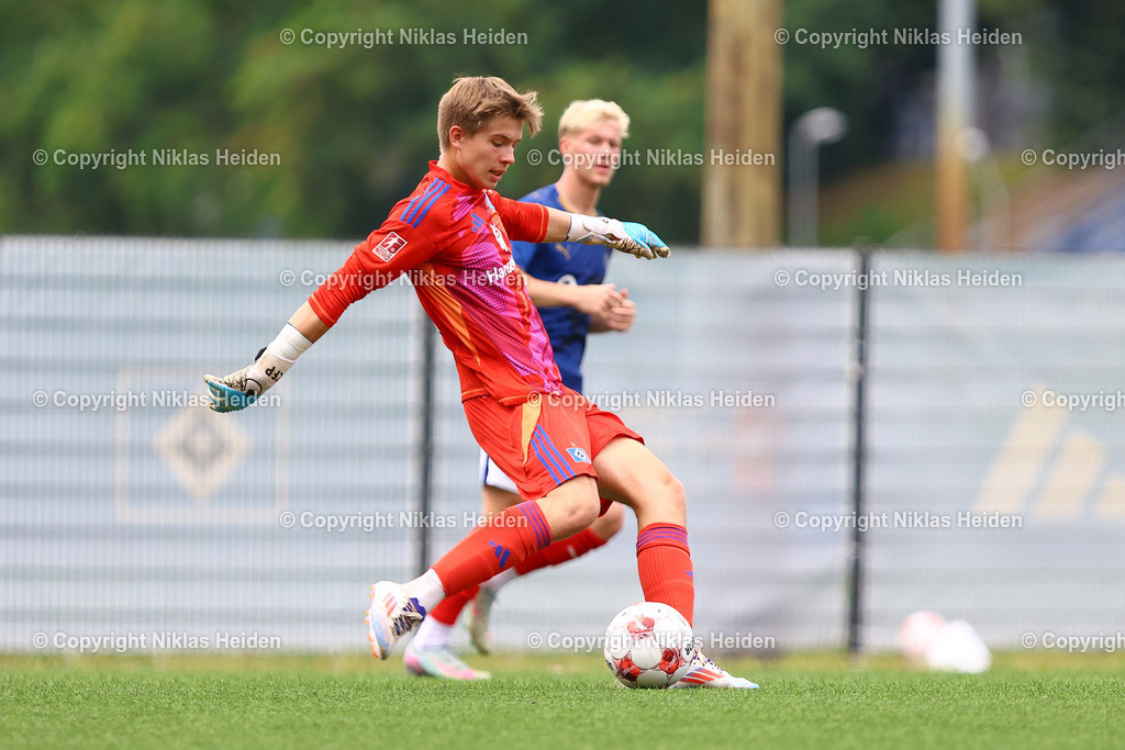 NH_HamburgerSVU21_HolsteinKielU23_Testspiel_20072025 | #1 Colin Poppelbaum (Hamburger SV U21)Fußball I Herren I Testspiel I Saison 2025-2026  I Hamburger SV U21 - Holstein Kiel U23 I 20.07.2025 I Alexander-Otto-Akademie