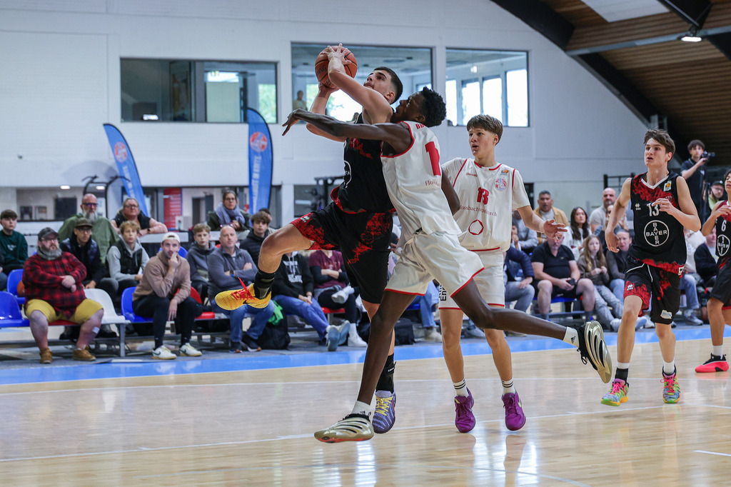JBBL BAYER GIANTS @ BBV Rheinstars Köln-43 | Fotos von Basketballspielen aus dem Raum NRW fotografiert von Gero Mueller-Laschet und Daniel Schaefer - Realisiert mit Pictrs.com