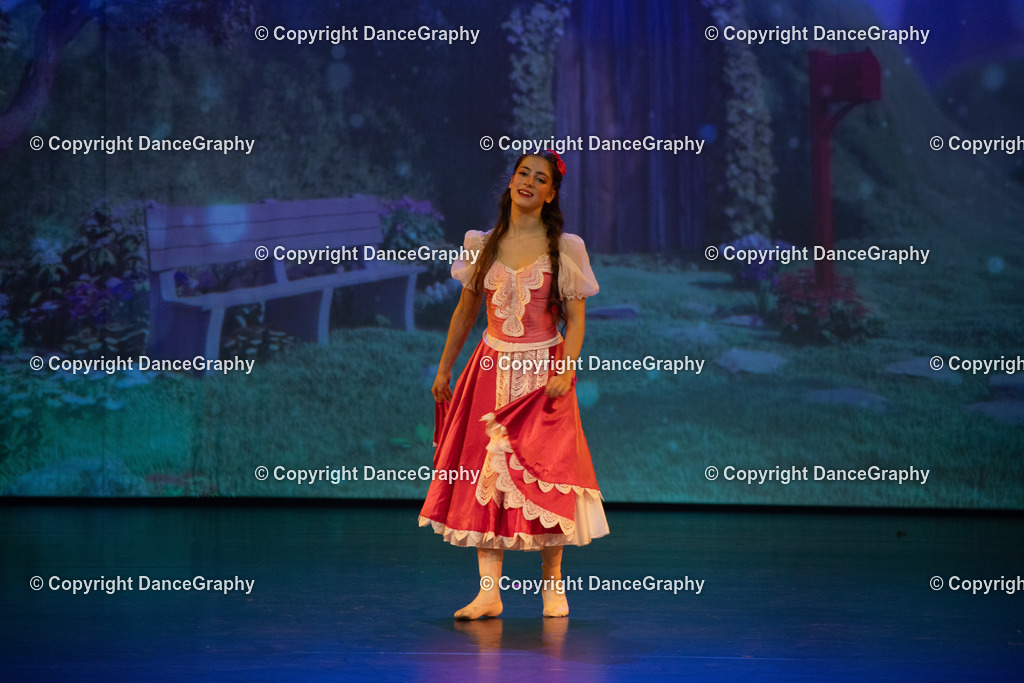 GPHY2136 | DanceGraphy - Realisiert mit Pictrs.com