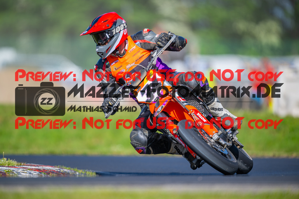 MaZZes-Fotomatrix-20260509-65299 | S5