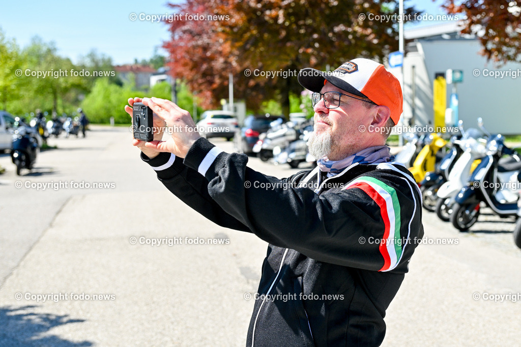 Lets Vespa togehter 2025_ Vespatreffen Neuhofen_ 27.04.2025-277 | 27.04.2025, Neuhofen, Kremsmuenster, AUT, Lets Vespa togehter 2025, Vespatreffen, im Bild Teilnehmer Vespatreffen, Motorsport Stadler©Copyright: Harald Dostal / fodo.media   Alle Bilder honorarfrei