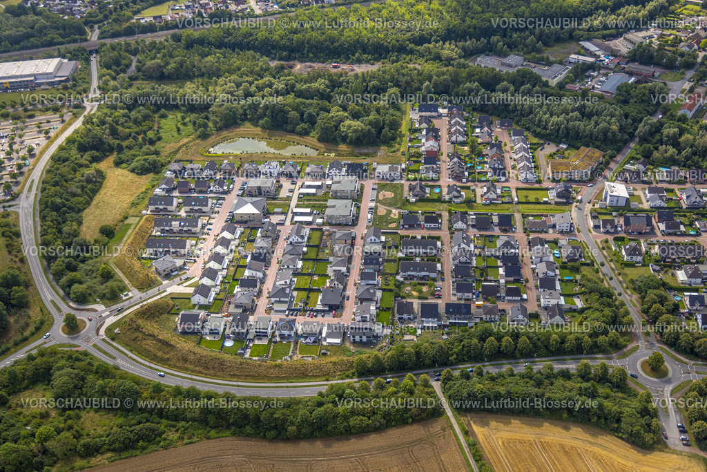 Hamm250700414Heessen | Luftbild, Neubau Wohnsiedlung am Sachsenring und Kreisverkehr an der Heinrich-Wiese-Straße, Stadtbezirk Heessen, Hamm, Ruhrgebiet, Nordrhein-Westfalen, Deutschland