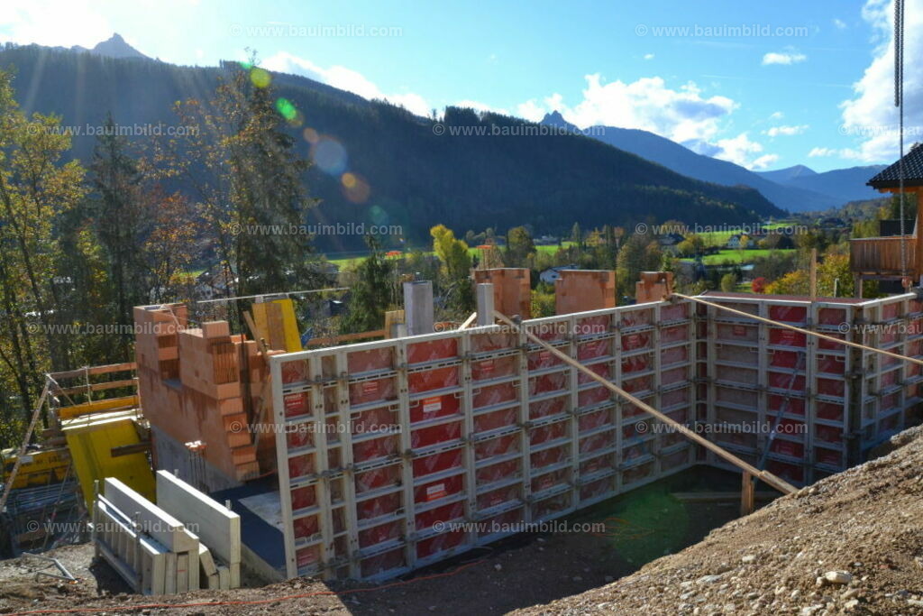 bib-lg04-betonarbeiten-0591 | Nach LV-Leistungsgruppen sortierte Detailfotos über den Bau eines Hauses. Alle Hausbau-Bilder direkt vom Urheber und Autor der Website Haus-Selber-Bauen.com